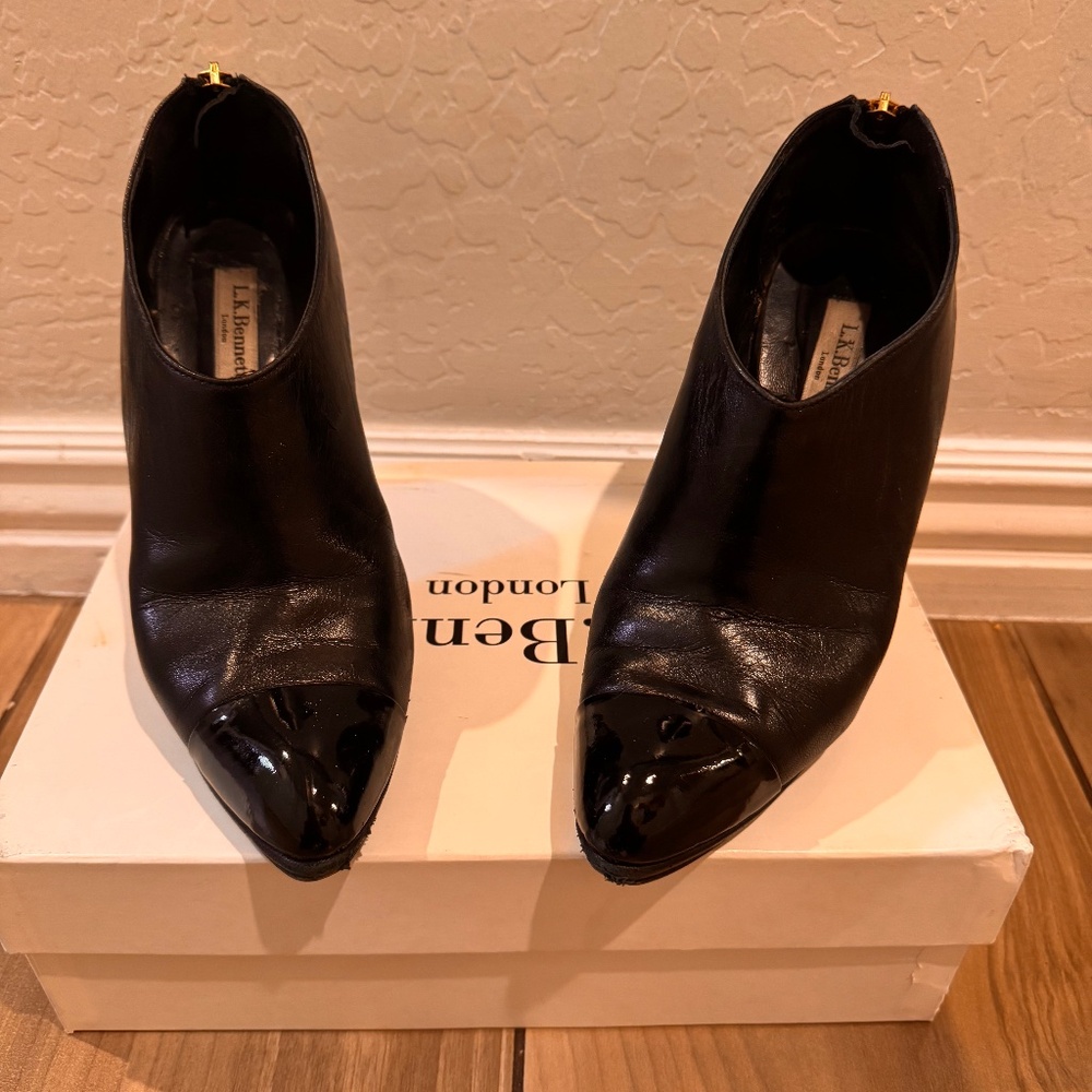 L.K. Bennett London Black Heels – Size 38 – Leather/Patent